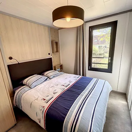 Chalet De Standing A - Piscine Chauffee, Plage A Proximite, 6 Couchages, Wifi Inclus - Fr-1-361-484 *