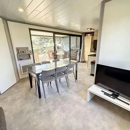 Chalet De Standing A - Piscine Chauffee, Plage A Proximite, 6 Couchages, Wifi Inclus - Fr-1-361-484 *